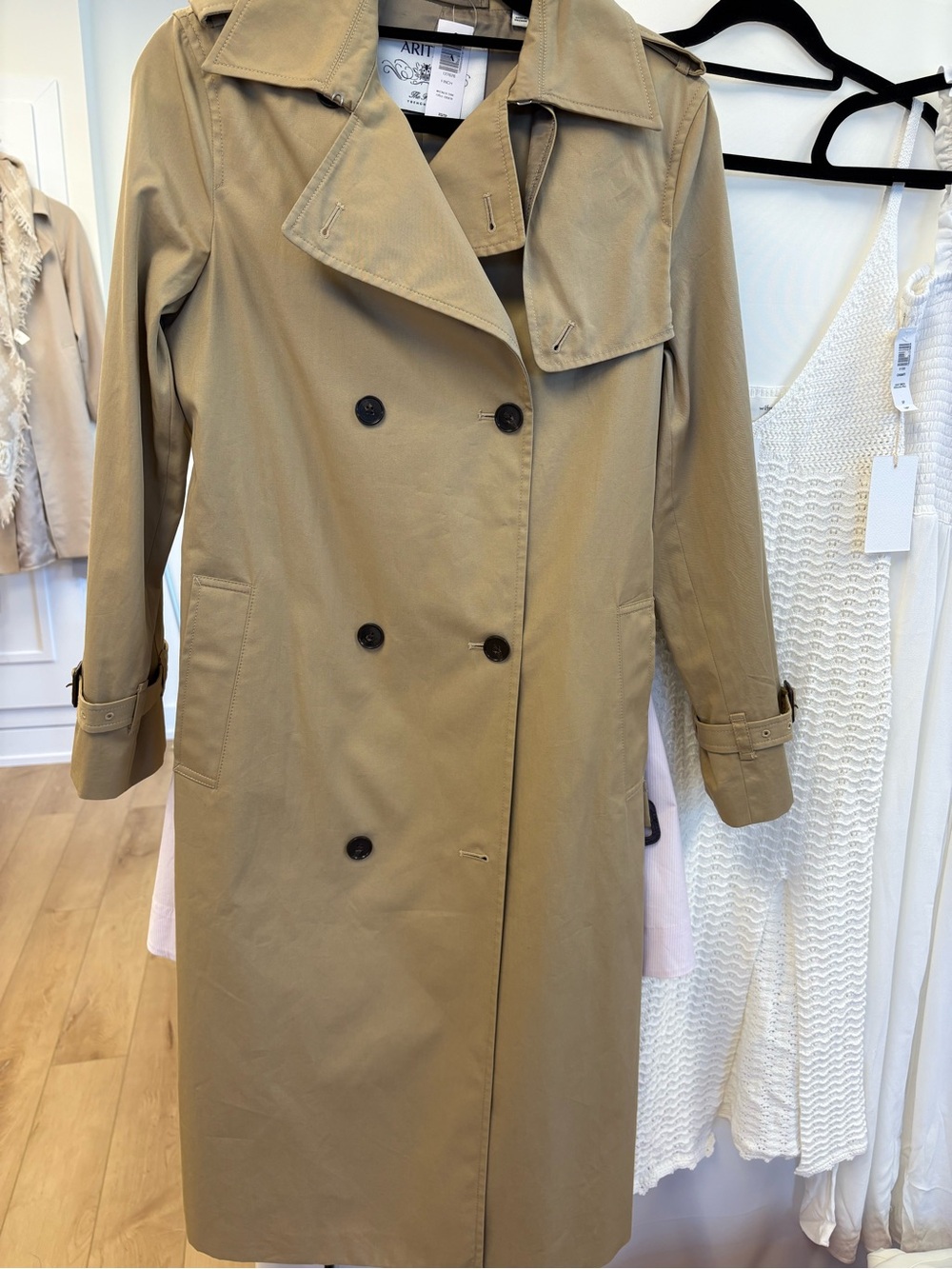 NWT aritzia finch trench coat